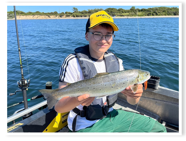 Bewegte Zeiten und abwechslungsreiche Angelei auf Bodden und Ostsee