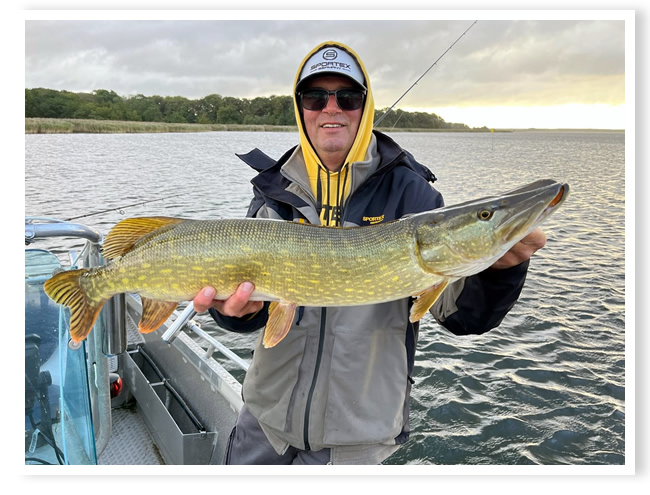 Bewegte Zeiten und abwechslungsreiche Angelei auf Bodden und Ostsee