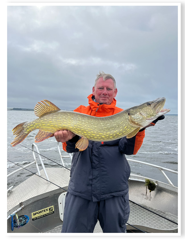 Bewegte Zeiten und abwechslungsreiche Angelei auf Bodden und Ostsee