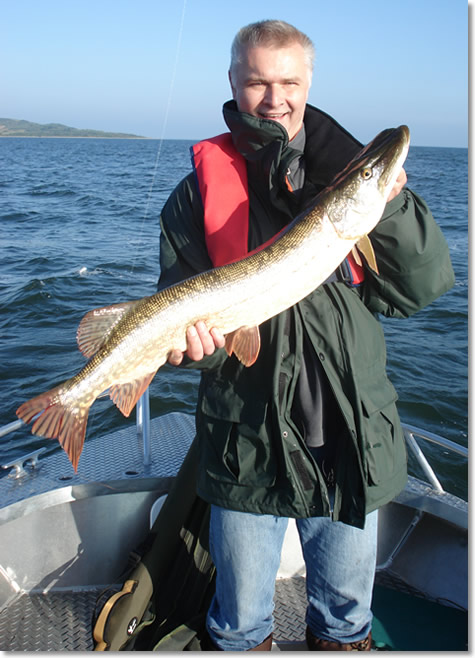 Sehr sch�ne Hechtangelei bei st�rmischem Wetter